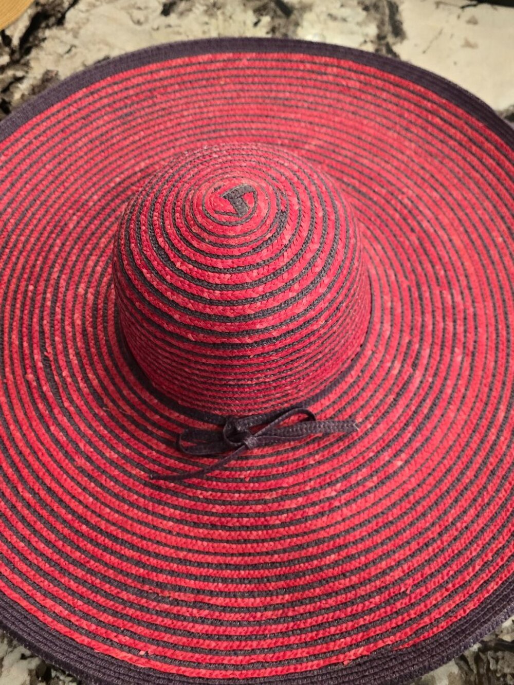 Something Special Wide Brim Straw Sun Hat Red Bue Striped Bow Derby Beach Hat